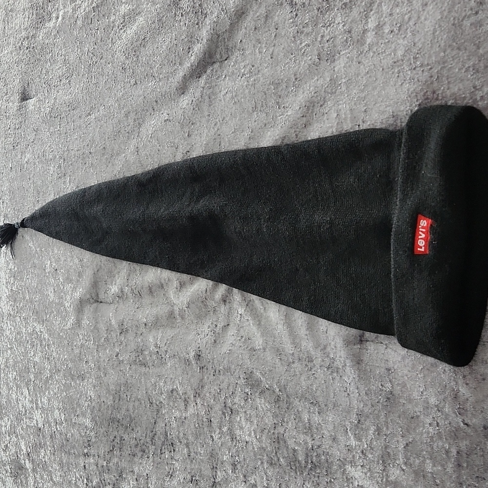 Levi's long slouchy hat with tassel